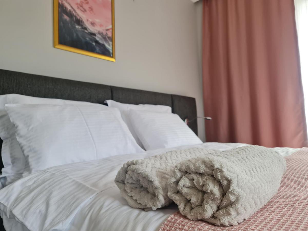 Smart Airport Hostel Arnavutkoy Eksteriør billede